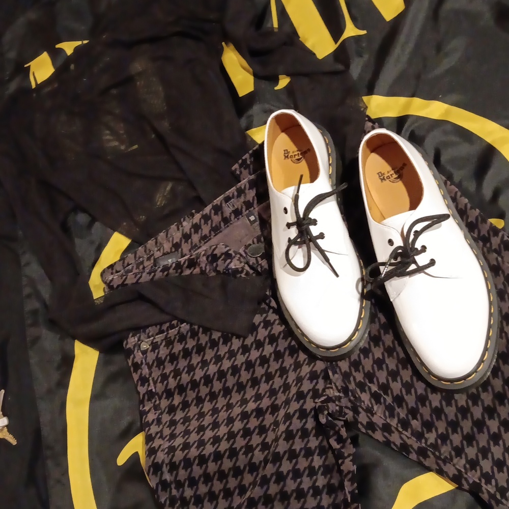 Kut from The Kloth Houndstooth Corduroy Pants - Picture 11 of 11